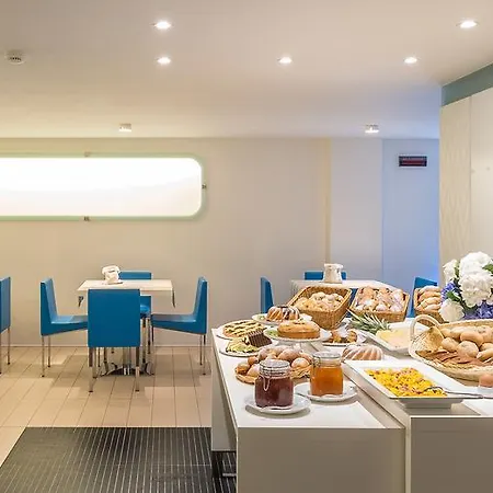 Magic Hotel 3*