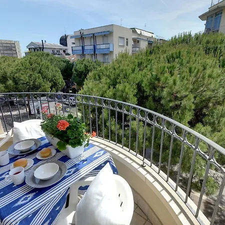 Aparthotel Il Tulipano 3*