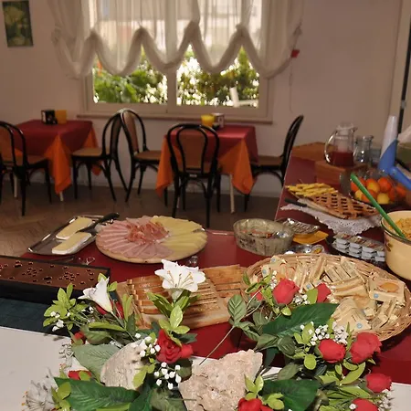 Morri - Il Biblihotel 2* Riccione