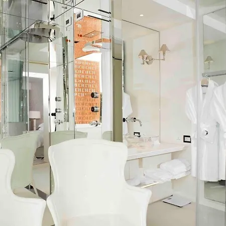 L'h Hotel 4*
