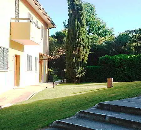 Residenze Al Colle Dei Pini Aparthotel