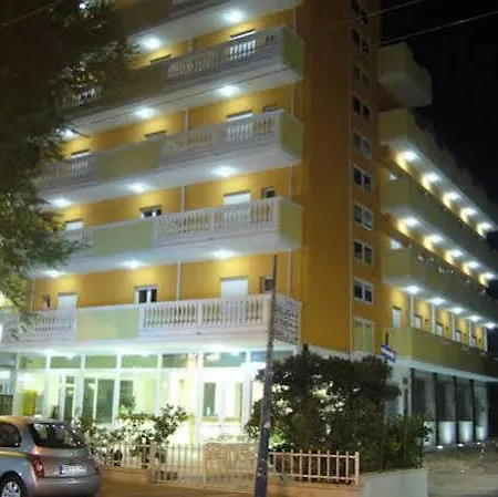Linda - Family - Nuova Costruzione Antisismica Riccione