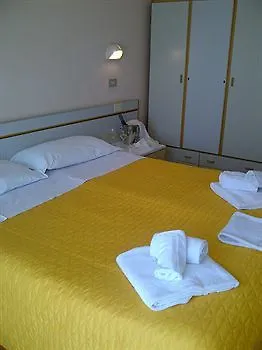 Lh 4* Riccione