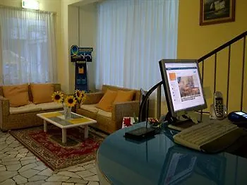 Lh Hotel