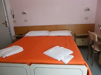 Lh Hotel 4*
