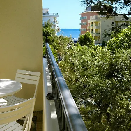 Hotel Cristina Hospitality (adults Only)