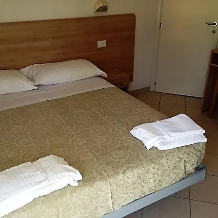 Hotel Madrid 2*