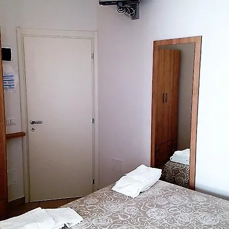 Hotel Madrid 2*