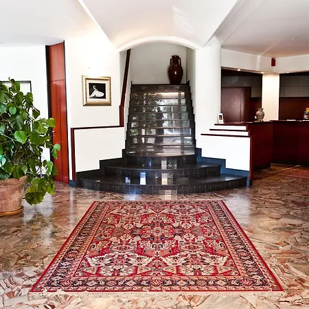 Hotel Gabbiano 3*