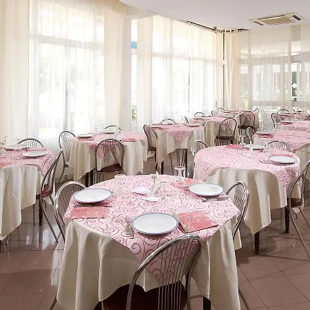 Venus Hotell 3*