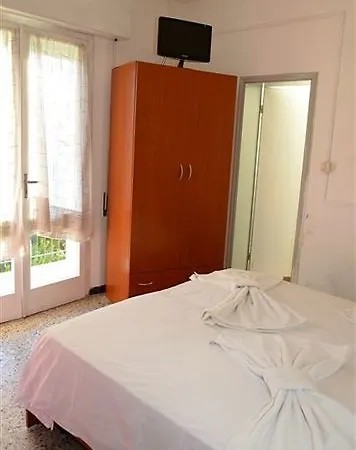 Hollywood 2* Riccione