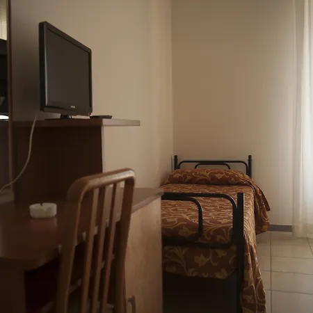 Cannes - In Pieno Centro 3* Riccione