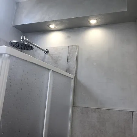 蒙蒂酒店 酒店