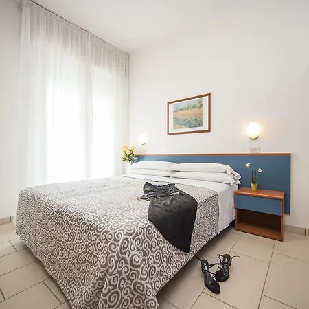 Hotel Taormina 3*