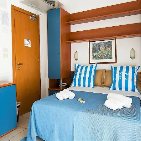 Hotel Taormina 3*