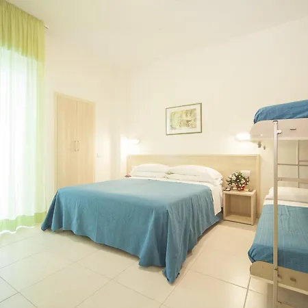 Hotell Lara 2*