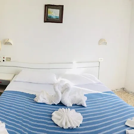 Hotel Urania Fogliano Marina