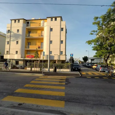Imperiale - Fronte Mare Hotel 2*