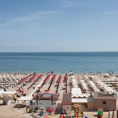 Soraya - Sawasdee Hotel
