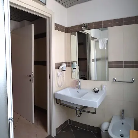 Ilario Aparthotel 2*