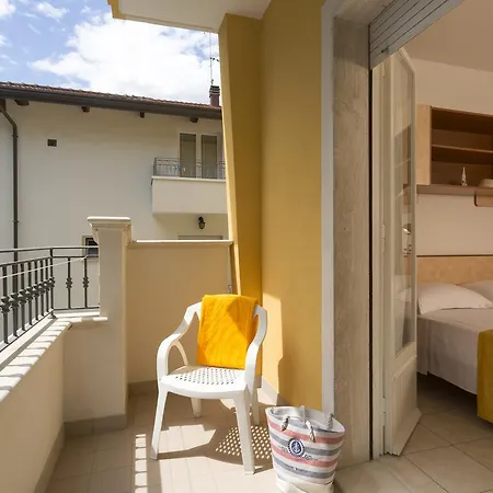 Hotel Cannes - In Pieno Centro 3*