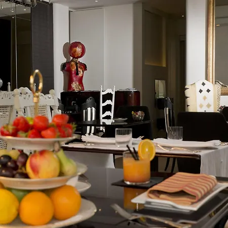 L'h Hotel