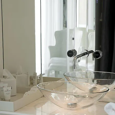 Hotel L'h Riccione
