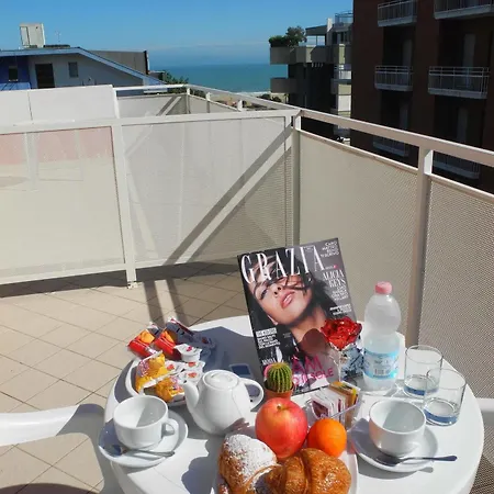 Tritone Hotel