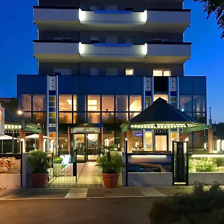 Hotel Nautico 4*