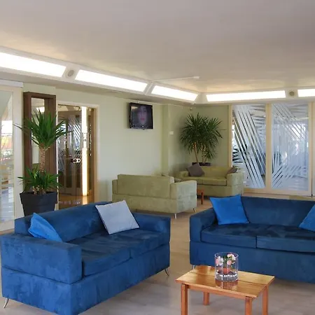 Kent Hotel 3*