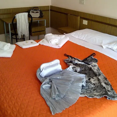 Nord Est Hotel 2*