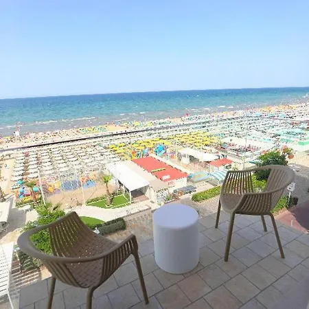 Daniel's Fronte Mare Hotel Riccione