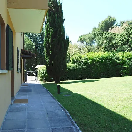 Aparthotel Residenze Al Colle Dei Pini Riccione