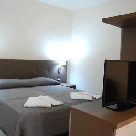 Aparthotel Residenze Al Colle Dei Pini Riccione