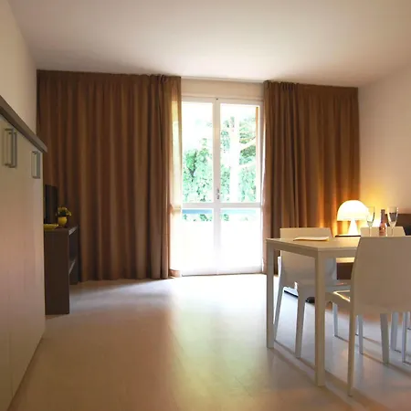 Residenze Al Colle Dei Pini Aparthotel Riccione