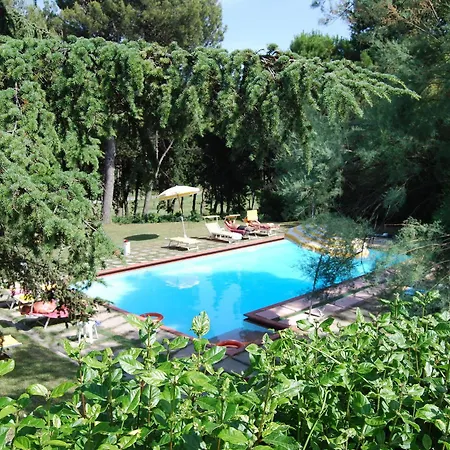 Aparthotel Residenze Al Colle Dei Pini