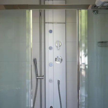 Gala Hotel 3*