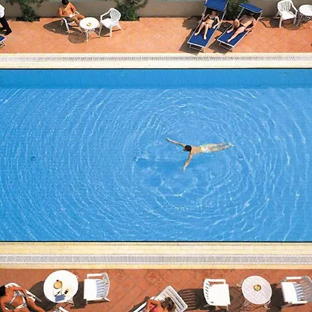 Promenade **** Hotel 5*
