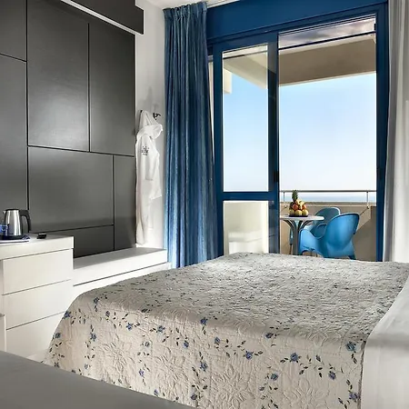Baltic Riccione-fronte Mare Szálloda 3*
