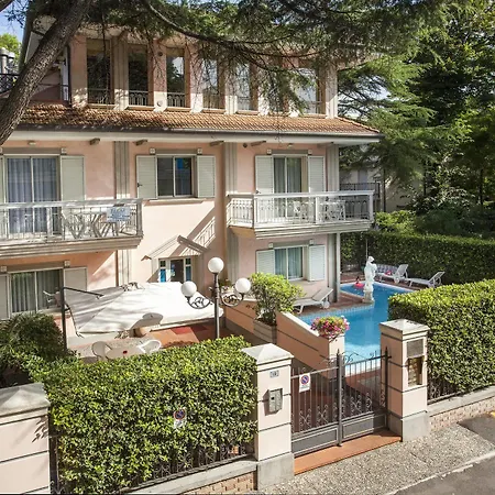 Aparthotel Residenza Lidia 2*