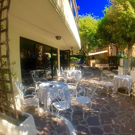 Mehari 3* Riccione