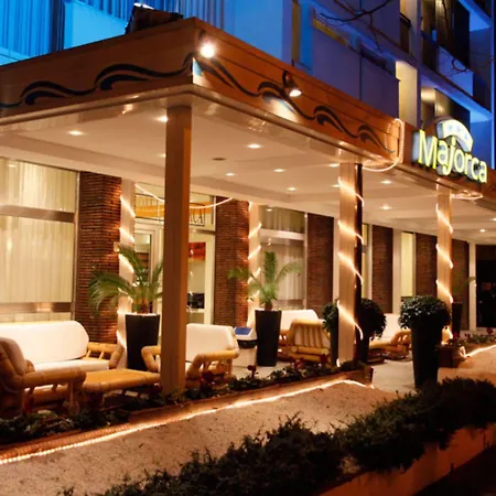 Majorca Con Uso Piscina Hotel 3*