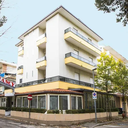 Nancy 2* Riccione