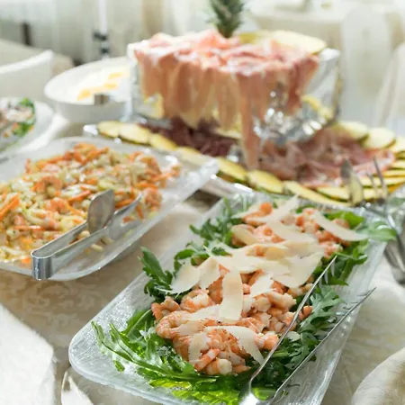 호텔 Tulipe Nazionale 리치오네