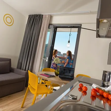 App Sea View Aparthotel *