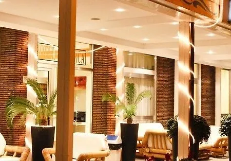 Majorca Sul Mare In Centro A 3*