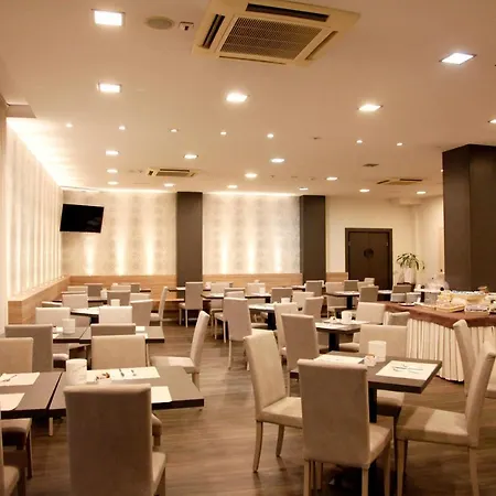Hotel Majorca Sul Mare In Centro A 3*