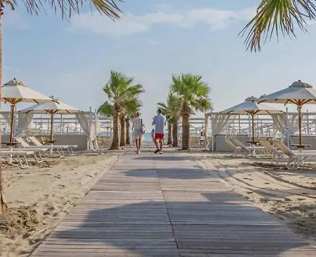 - Enjoy Your Summer - Con Parco Acquatico Incluso Hotel 2*