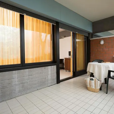 Mimosa Apartment