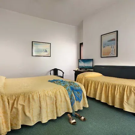 Hotel Stella 3*